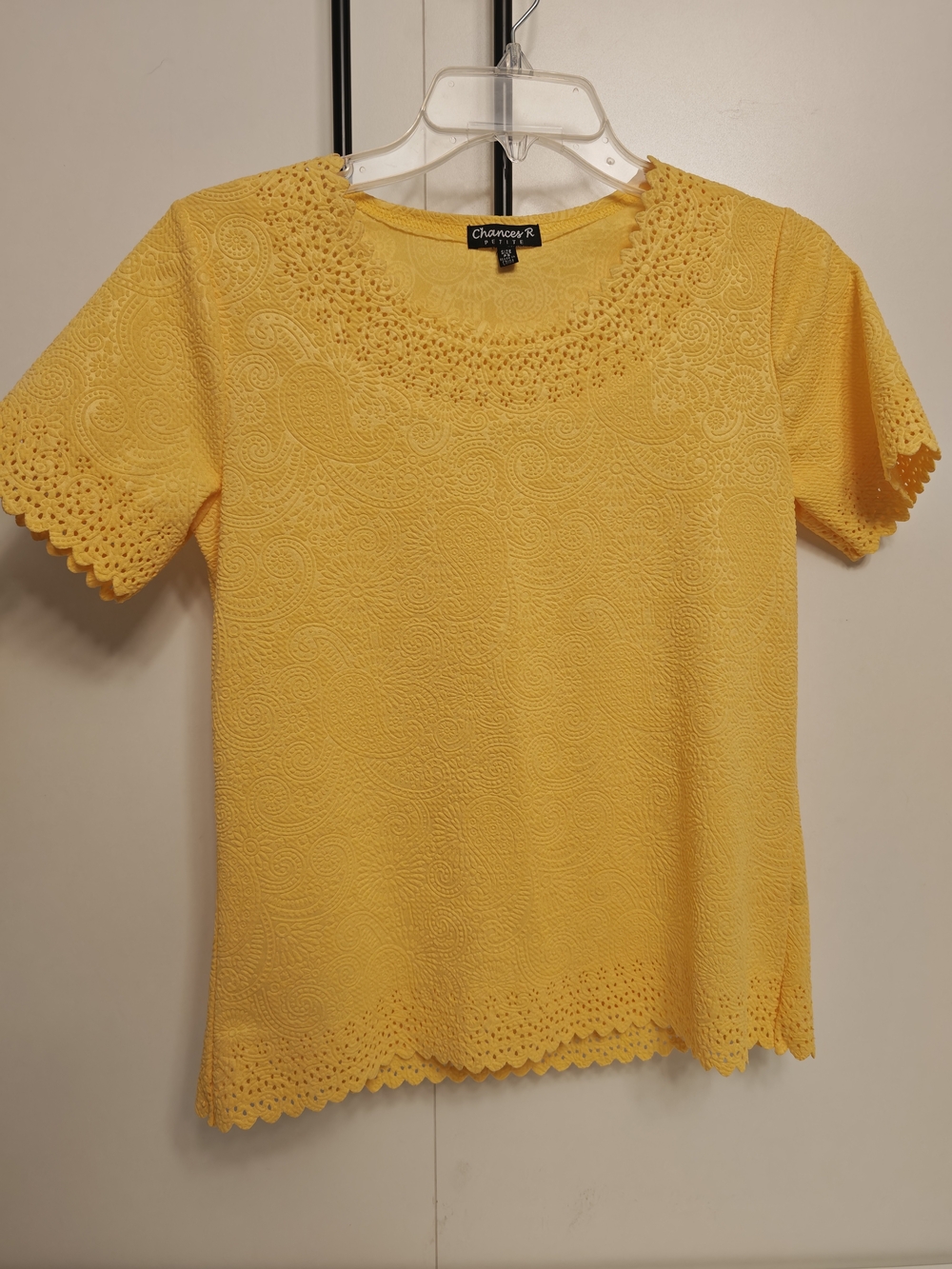 Chances R Petite Yellow Eyelet Short Sleeve Top Paisley Embroidered PS